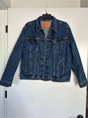 Levi’s denim Jean jacket women’s large
